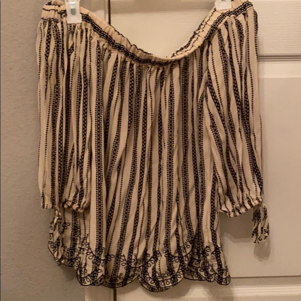 Black & Cream Detailed Off the Shoulder Blouse